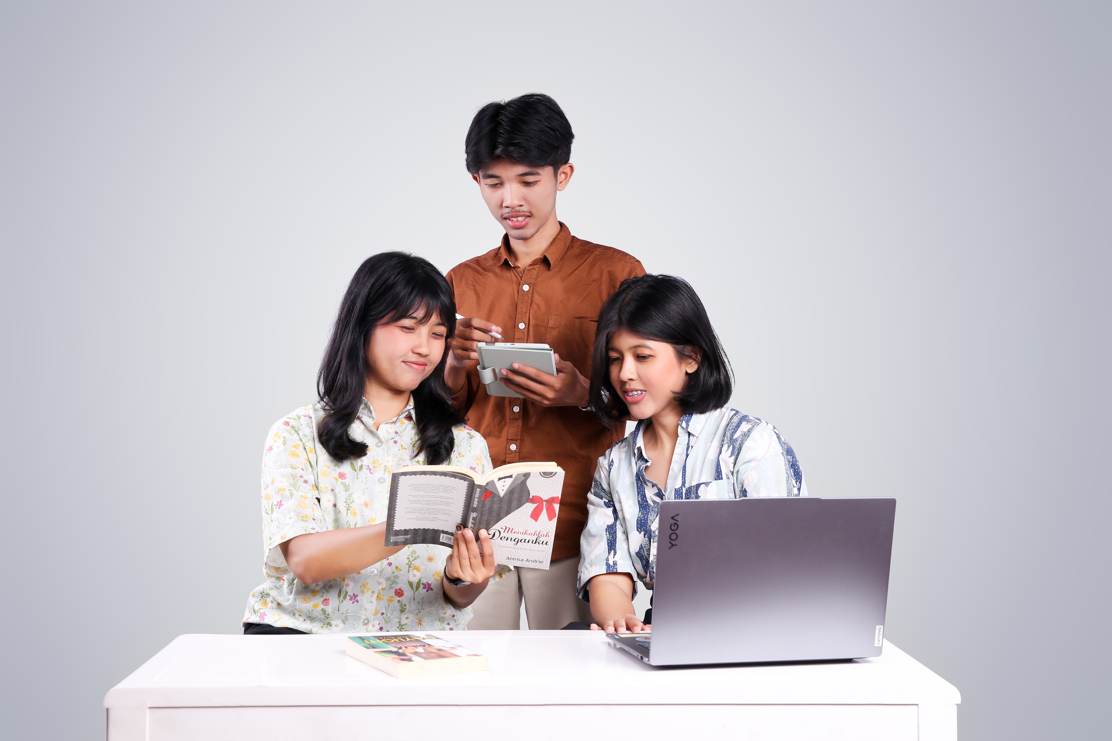 Talent Sela Kata Media